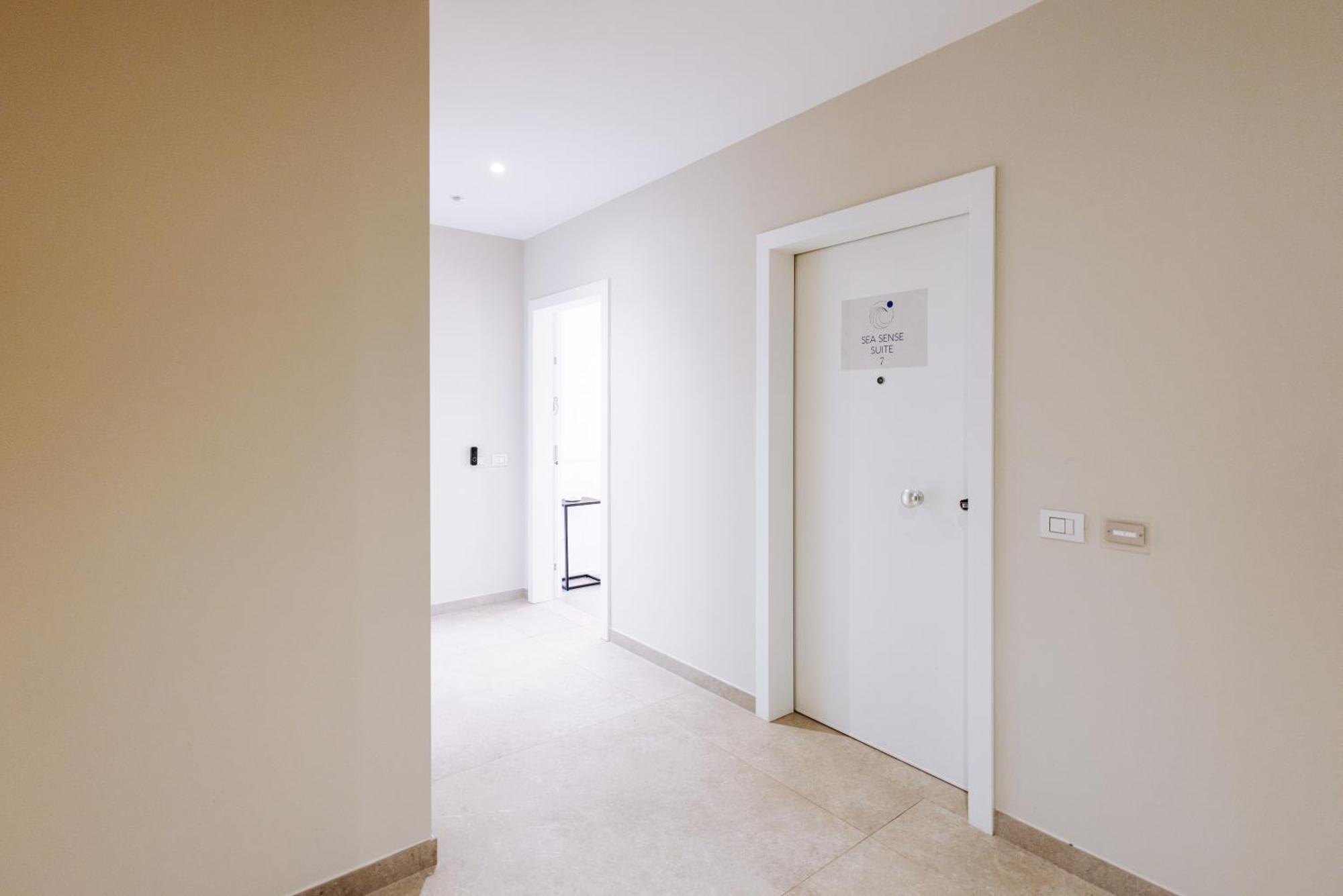 Marisabella Suite 8 Барі Екстер'єр фото